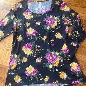 Lularoe Lynnae Long Sleeve Top